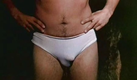 زمان سکسی با lapdancer عجیب و سکس از کون با مامان غریب