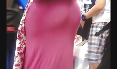 GIRLS سکس با مامان بزرگ HOT COLLEGE STRIPPING در مرحله یک CONTE T-SHIRT مرطوب
