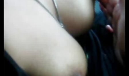 ضربات سکس مادر در آشپزخانه عیار